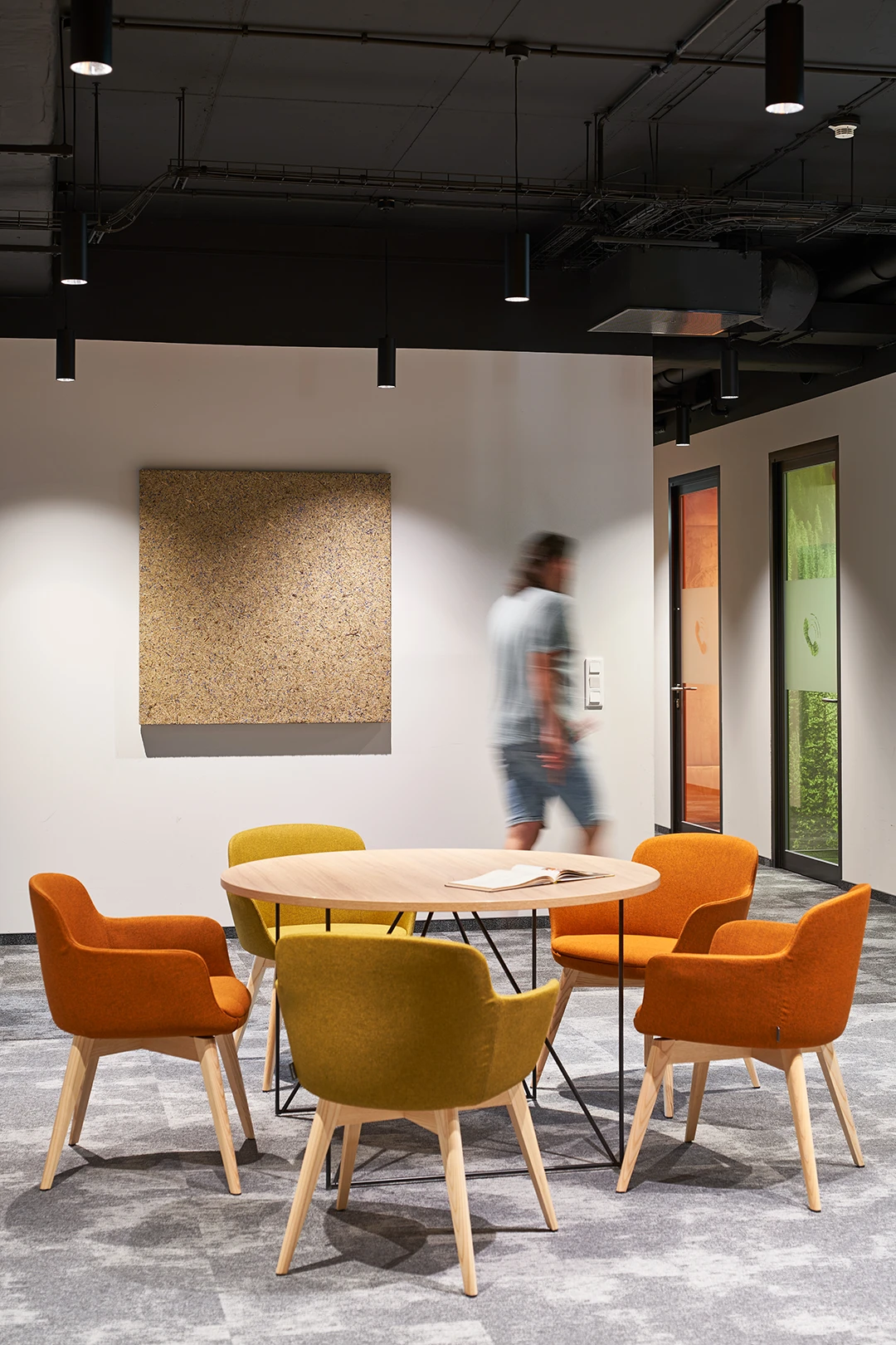 Senses acoustic wall panels made of organic materials